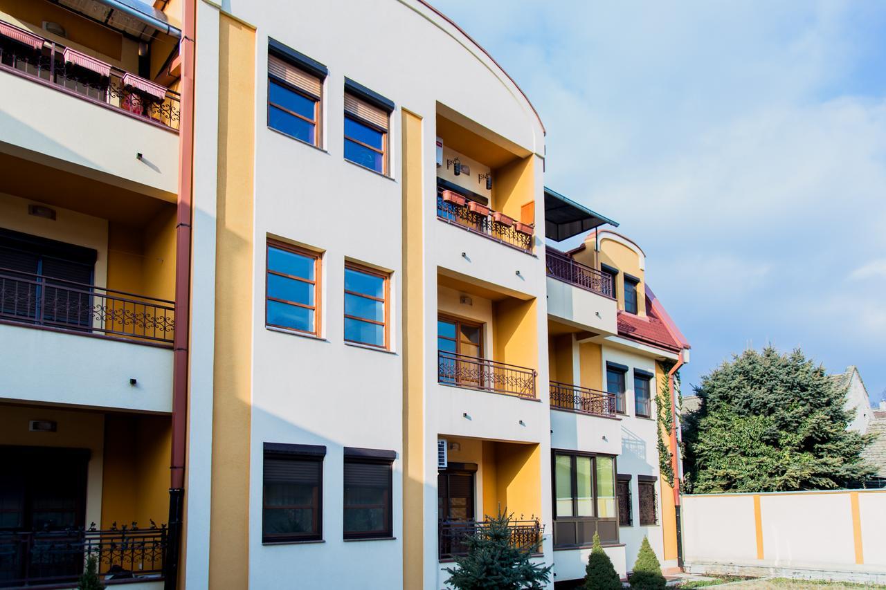 Apartman U Srcu Grada Sombor Ngoại thất bức ảnh